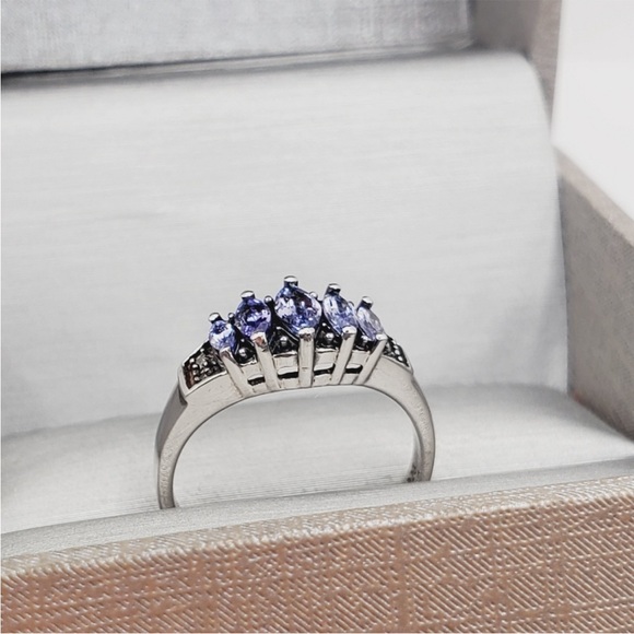 Genuine Marquise Tanzanite & Round Diamond 925 Sterling Silver Ring - Picture 2 of 7